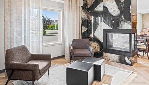 Home Inn & Suites Regina Airport West